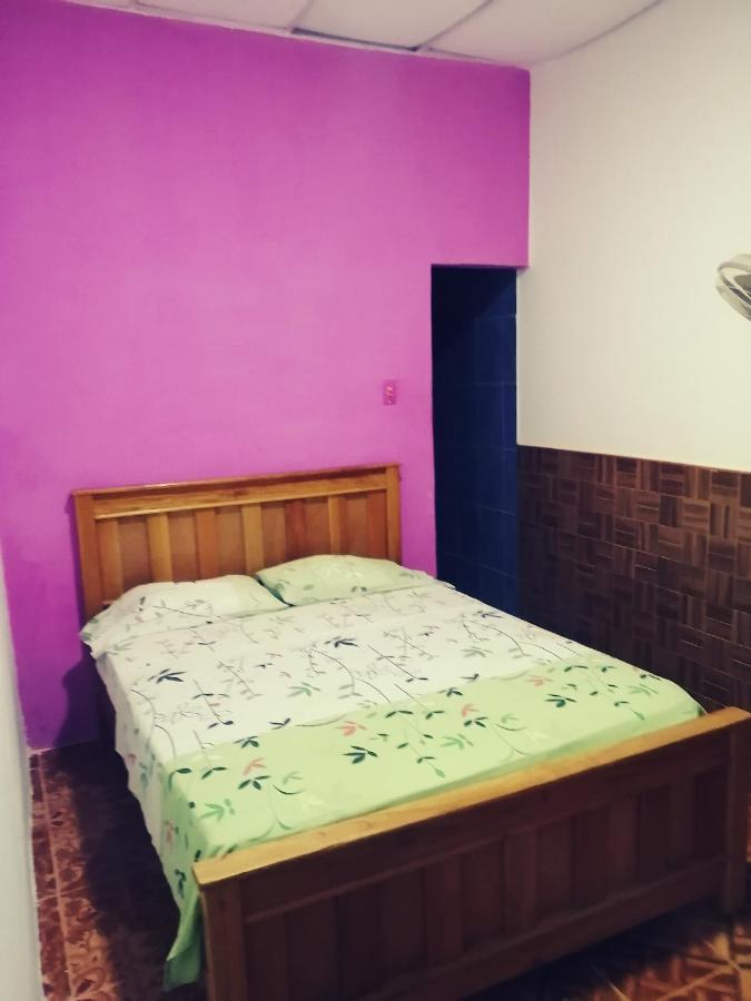 Hostal Maranatha Santa Marta  Buitenkant foto