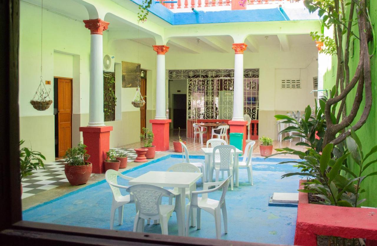 Hostal Maranatha Santa Marta  Buitenkant foto