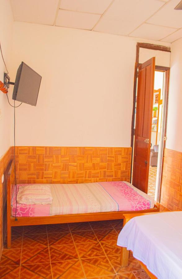 Hostal Maranatha Santa Marta  Buitenkant foto
